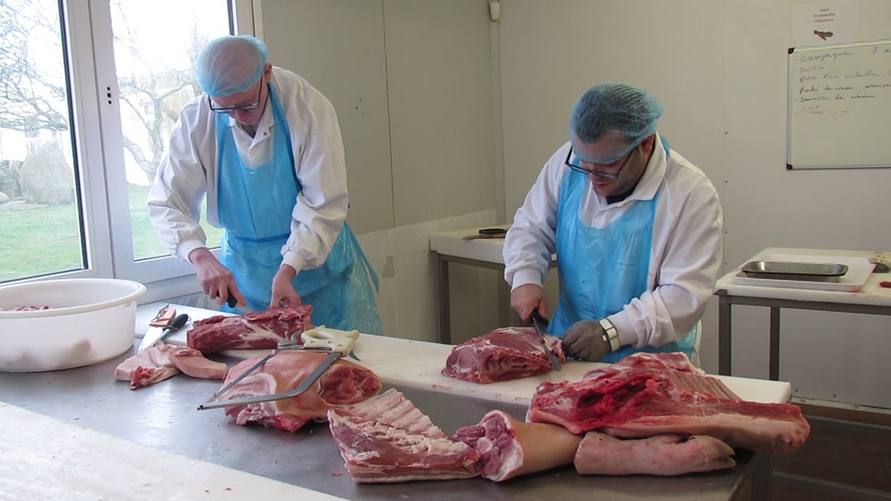 Yann JONDOT à la découverte des ateliers de l'ESAT Claude Martinière